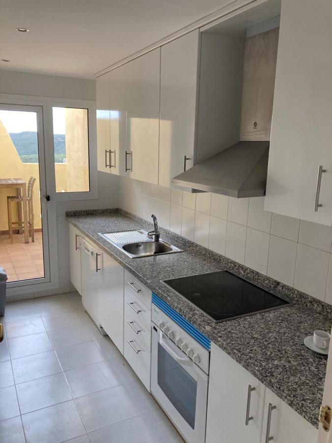 2 Bed Penthouse Apartment Manilva Exterior photo
